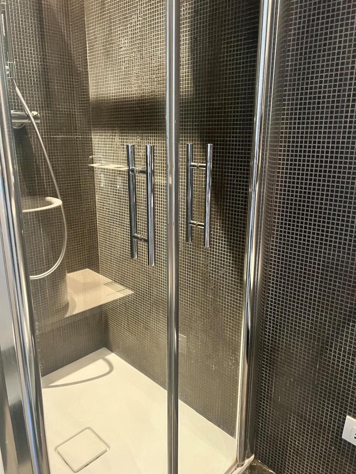 Suite Lux Near Duomo / Mm Tricolore Милано Екстериор снимка